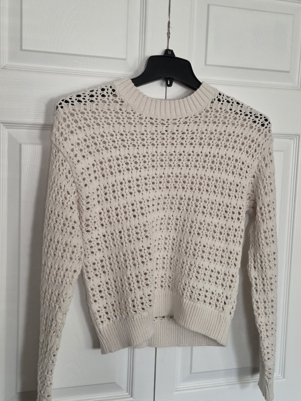 Universal Thread Cream Open-Weave Crew Neck Sweater